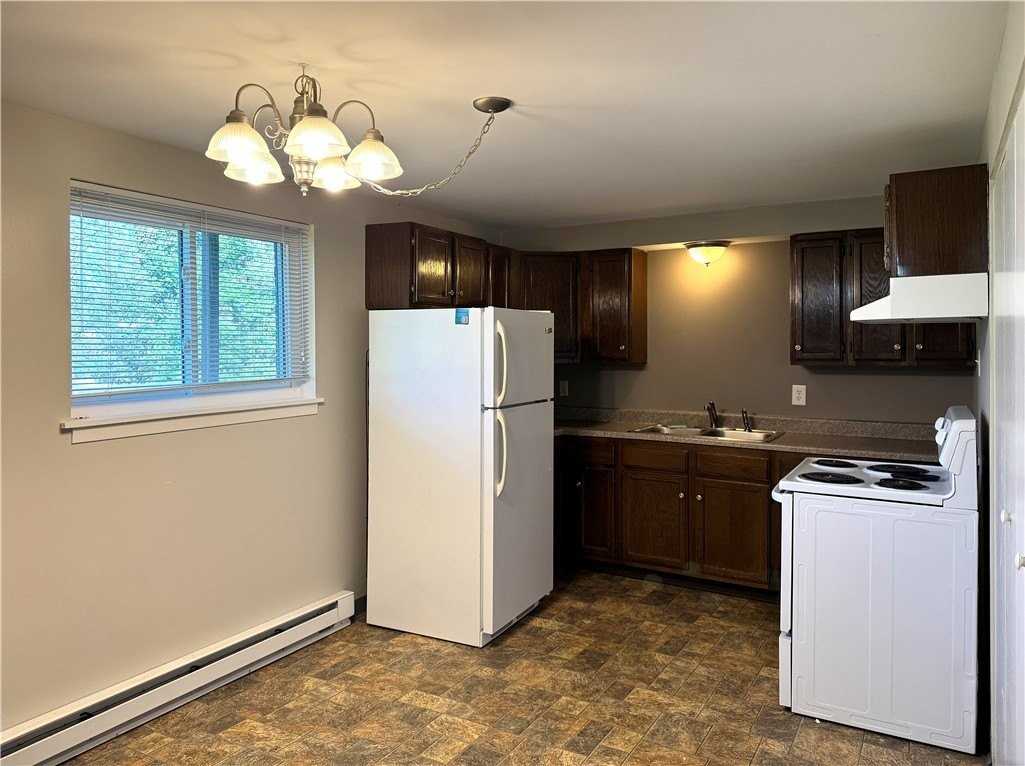 505 Mckee Ave #B - Photo 6 of 12