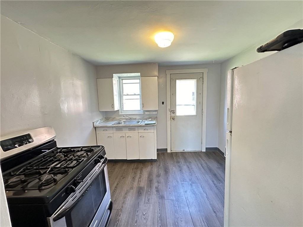201 Elm St #15A - Photo 5 of 9