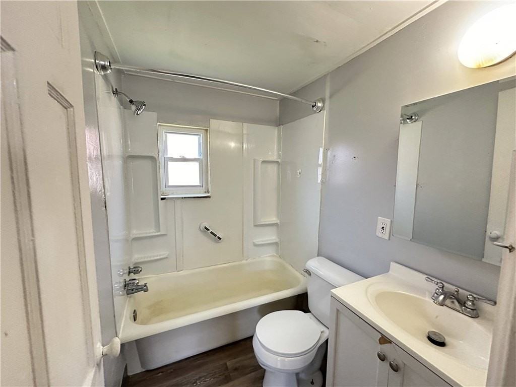 201 Elm St #15A - Photo 7 of 9