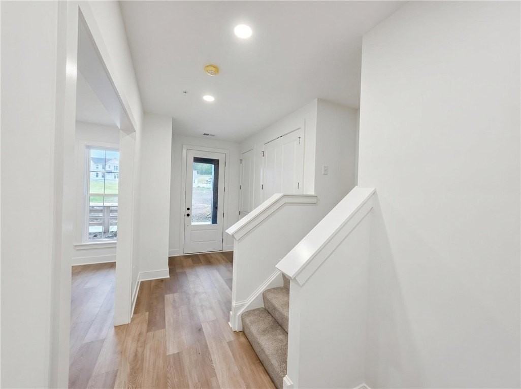 317 Palisade Way - Photo 3 of 44