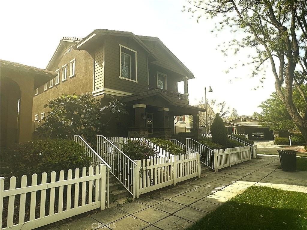 11224 Dewitt Dr - Photo 2 of 15