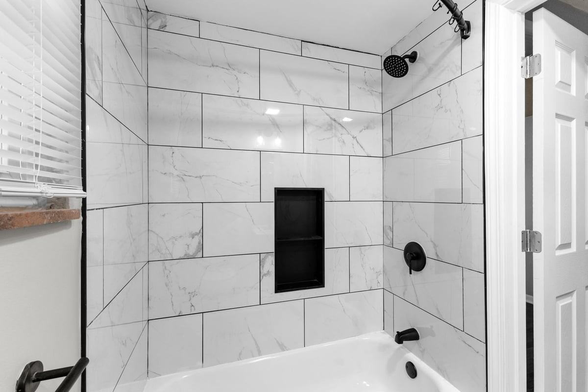 384386 S Napoleon Ave #386S - Photo 3 of 26