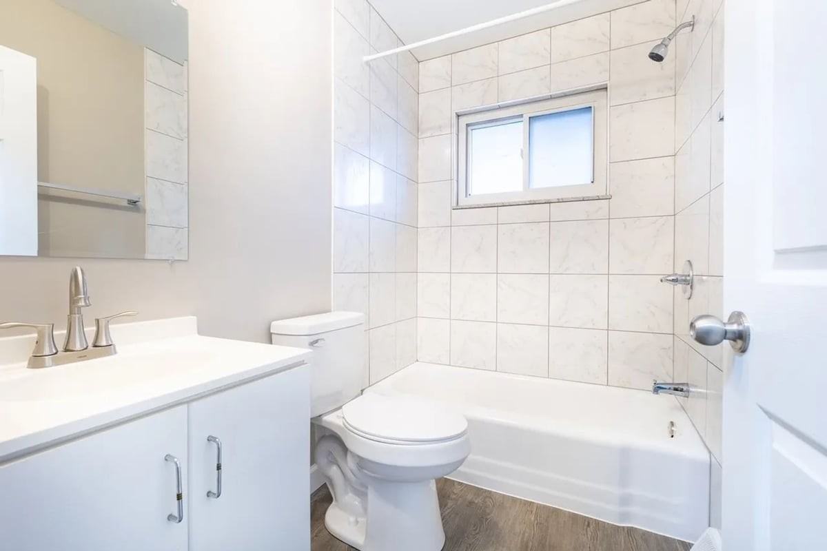 5840 N Meadows Blvd #D - Photo 6 of 33