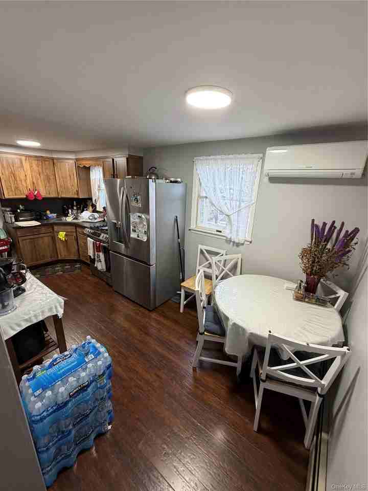 1773 Casper Ave - Photo 5 of 15