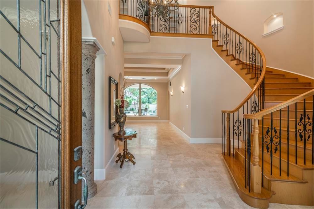 15306 Coastal Oak Ct - Photo 3 of 32