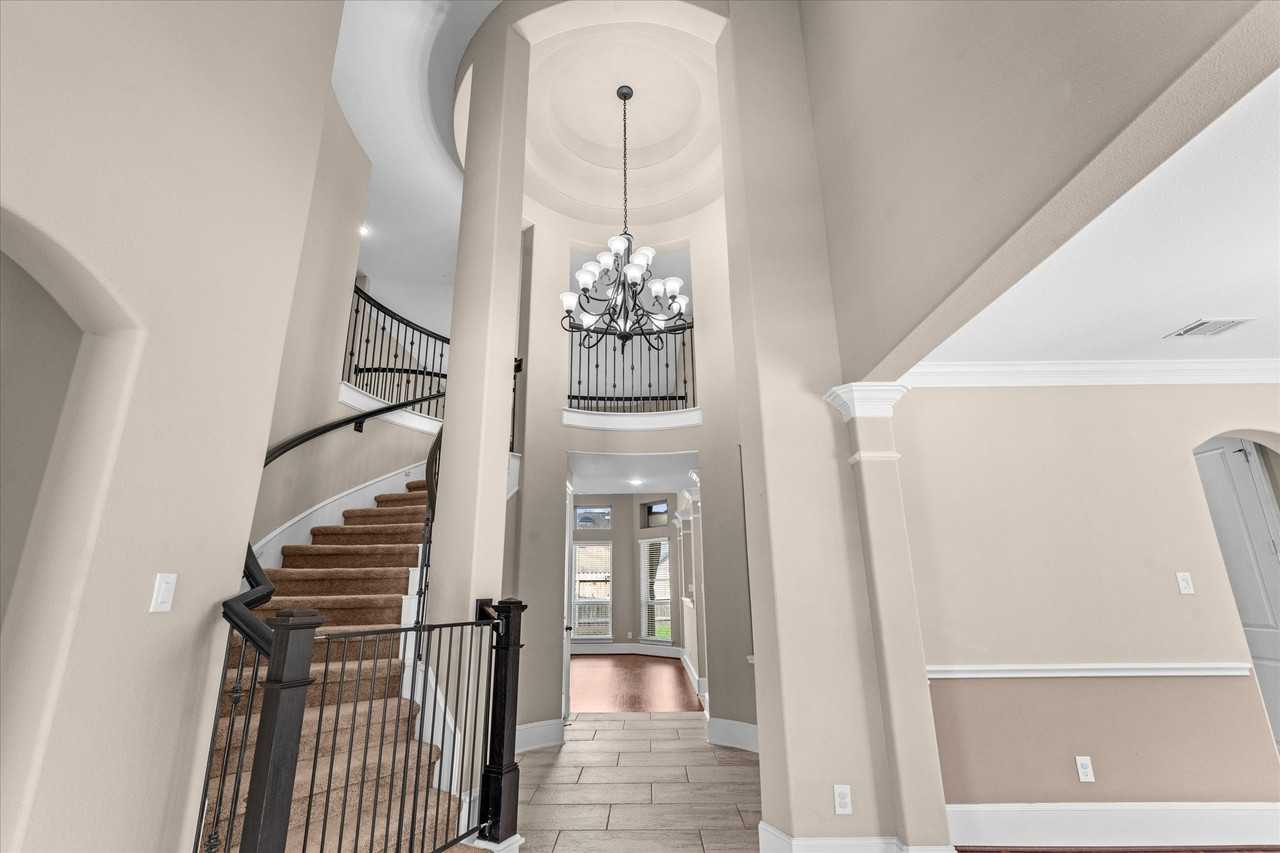 14731 Breyana Park Ln - Photo 5 of 29
