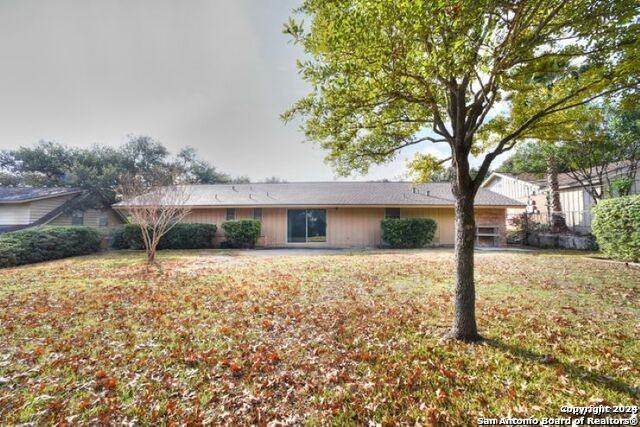 3223 Oakleaf Dr - Photo 2 of 25