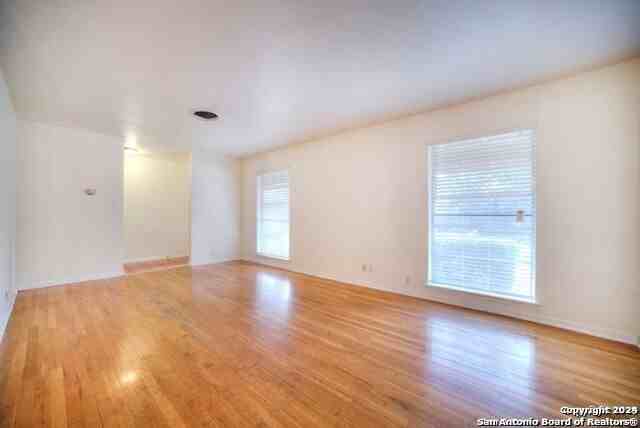 3223 Oakleaf Dr - Photo 7 of 25