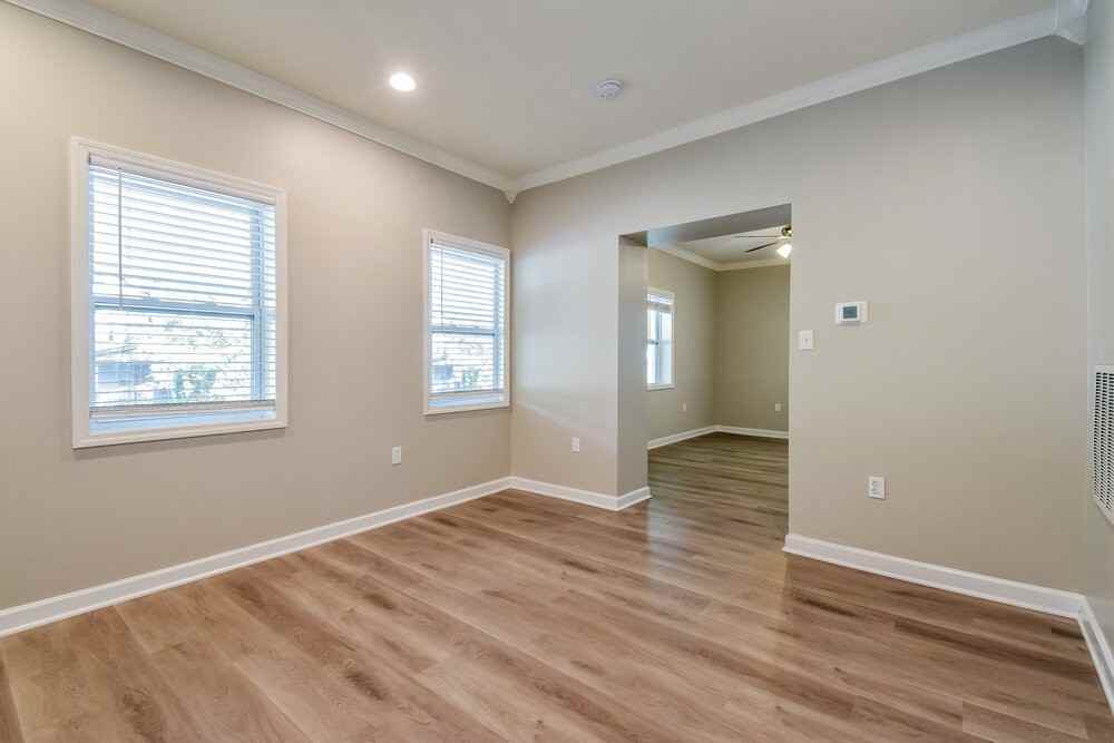 1175 Mcdaniel St Sw - Photo 5 of 17