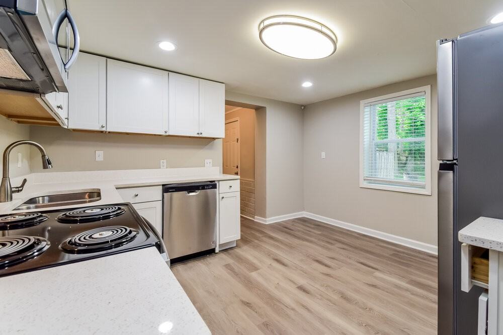 1175 Mcdaniel St Sw - Photo 6 of 17