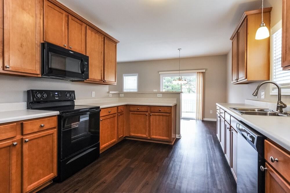 16 Hollyridge Ct - Photo 6 of 15