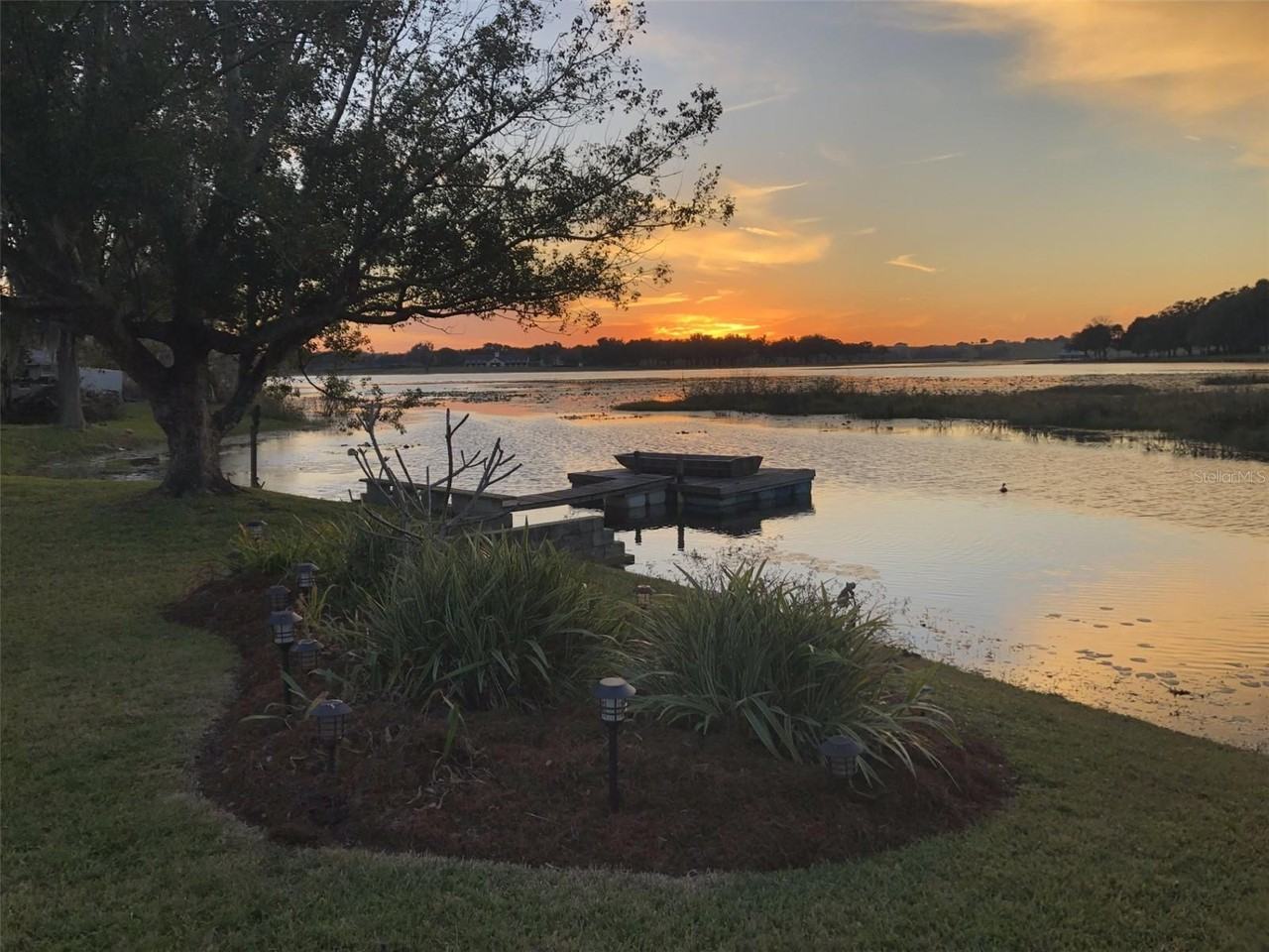 36740 Shore Dr - Photo 4 of 35