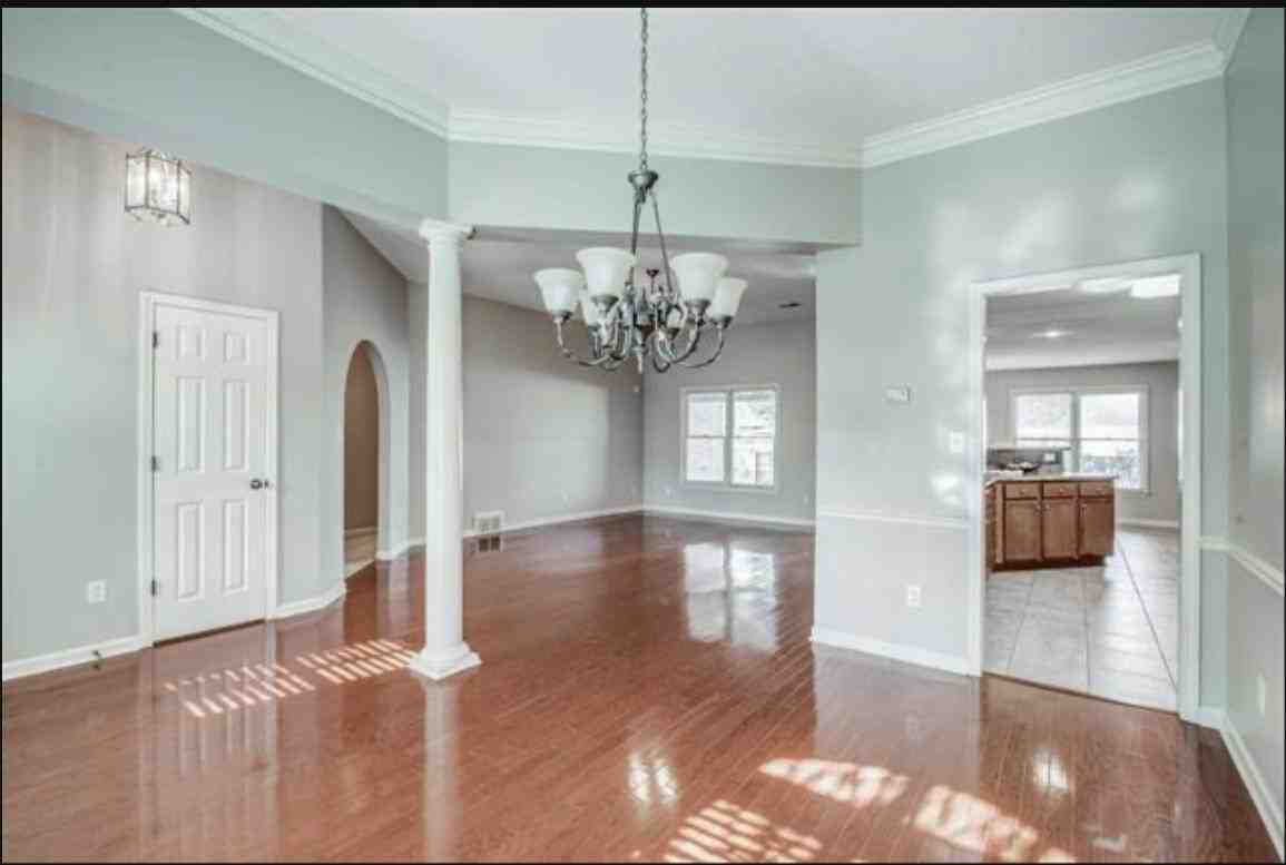 9202 Afton Grove Rd - Photo 2 of 25