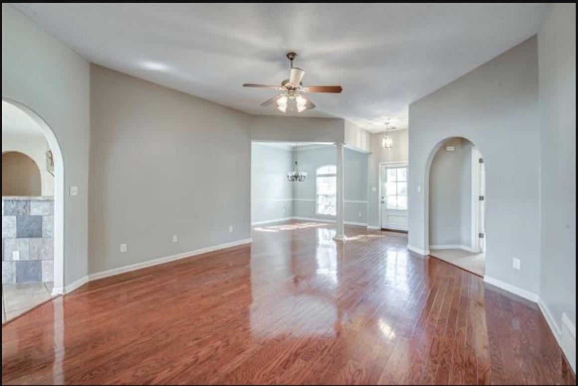 9202 Afton Grove Rd - Photo 3 of 25