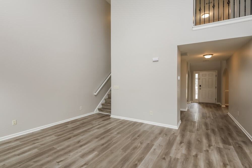 6176 Mulberry Park Dr - Photo 5 of 17