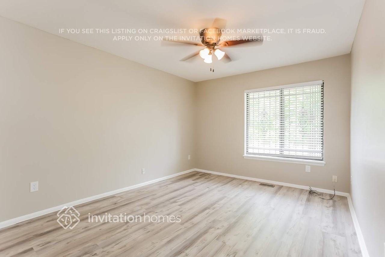 16766 E Kent Dr - Photo 7 of 15