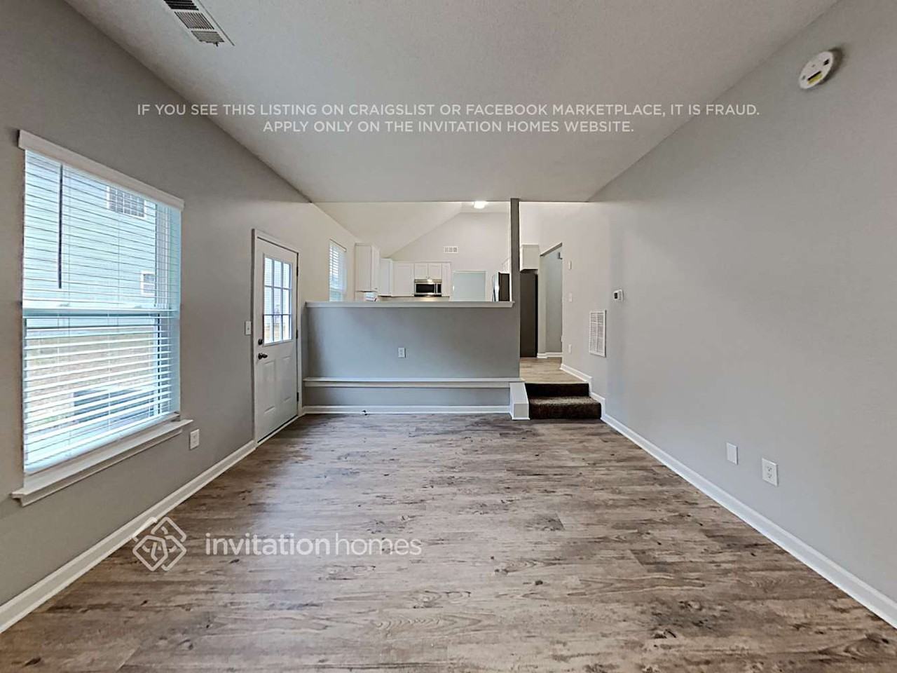 3913 Arabian Way - Photo 7 of 20