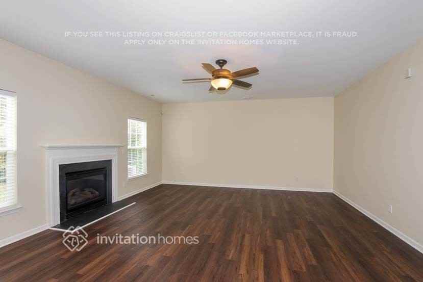 1030 Whippoorwill Ln - Photo 3 of 17