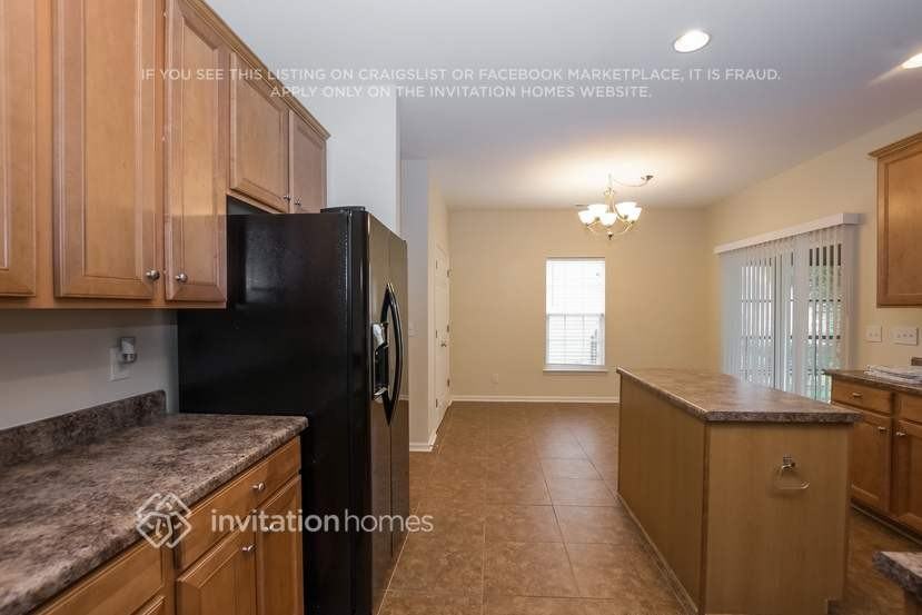 1030 Whippoorwill Ln - Photo 6 of 17