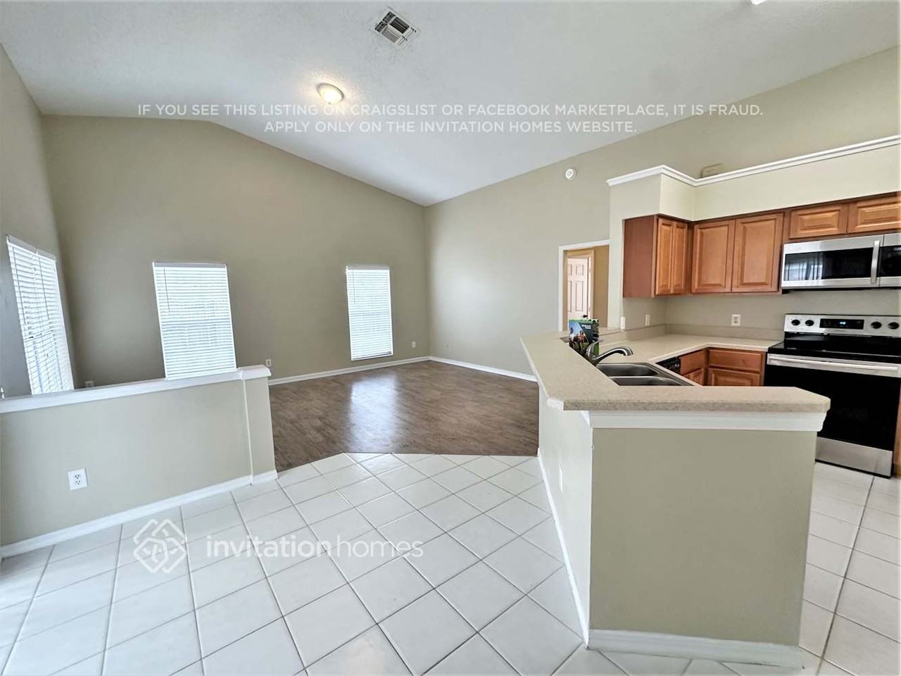 1577 Bay Club Rd - Photo 5 of 21