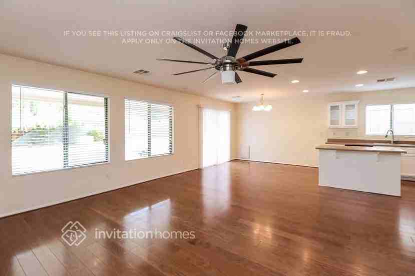 3886 E Brighton Way - Photo 5 of 21