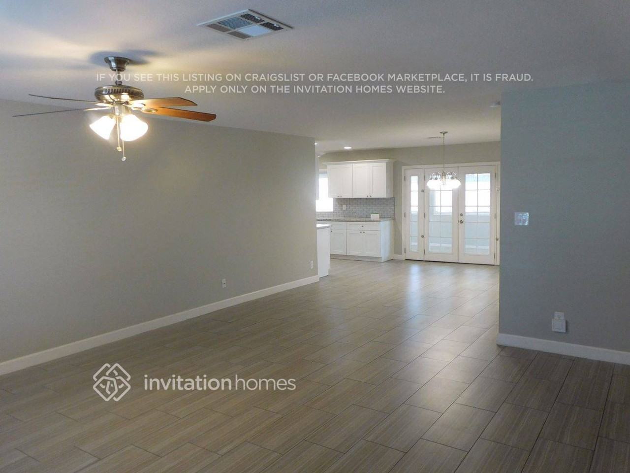 2631 S Holbrook Ln - Photo 2 of 12