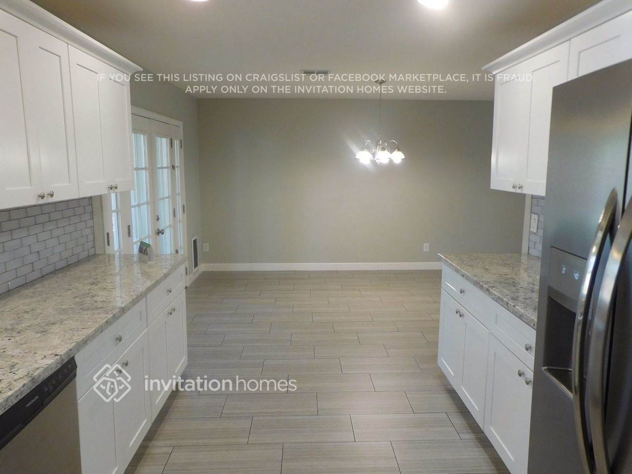 2631 S Holbrook Ln - Photo 4 of 12