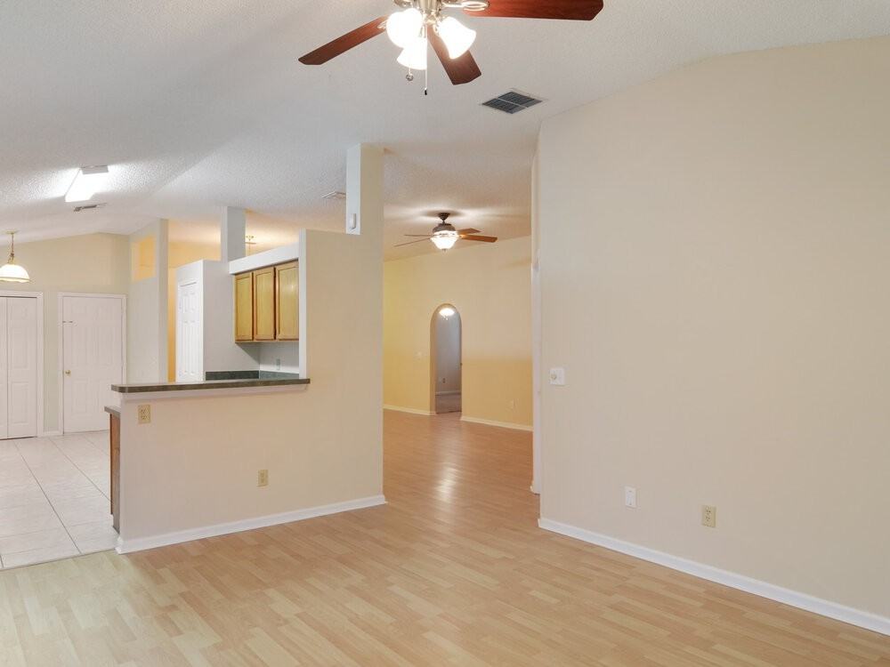 12440 Weyburn Ct - Photo 7 of 16