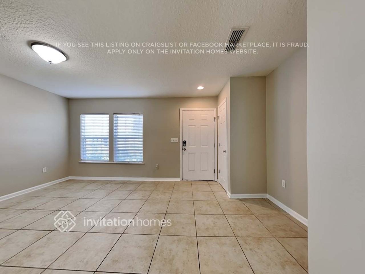 77205 Cobblestone Dr - Photo 4 of 8