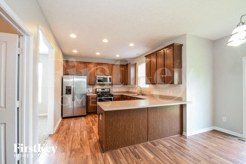 6240 Eagle Lake Dr - Photo 5 of 15