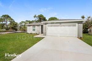 featured image of 785 Coconut St Se