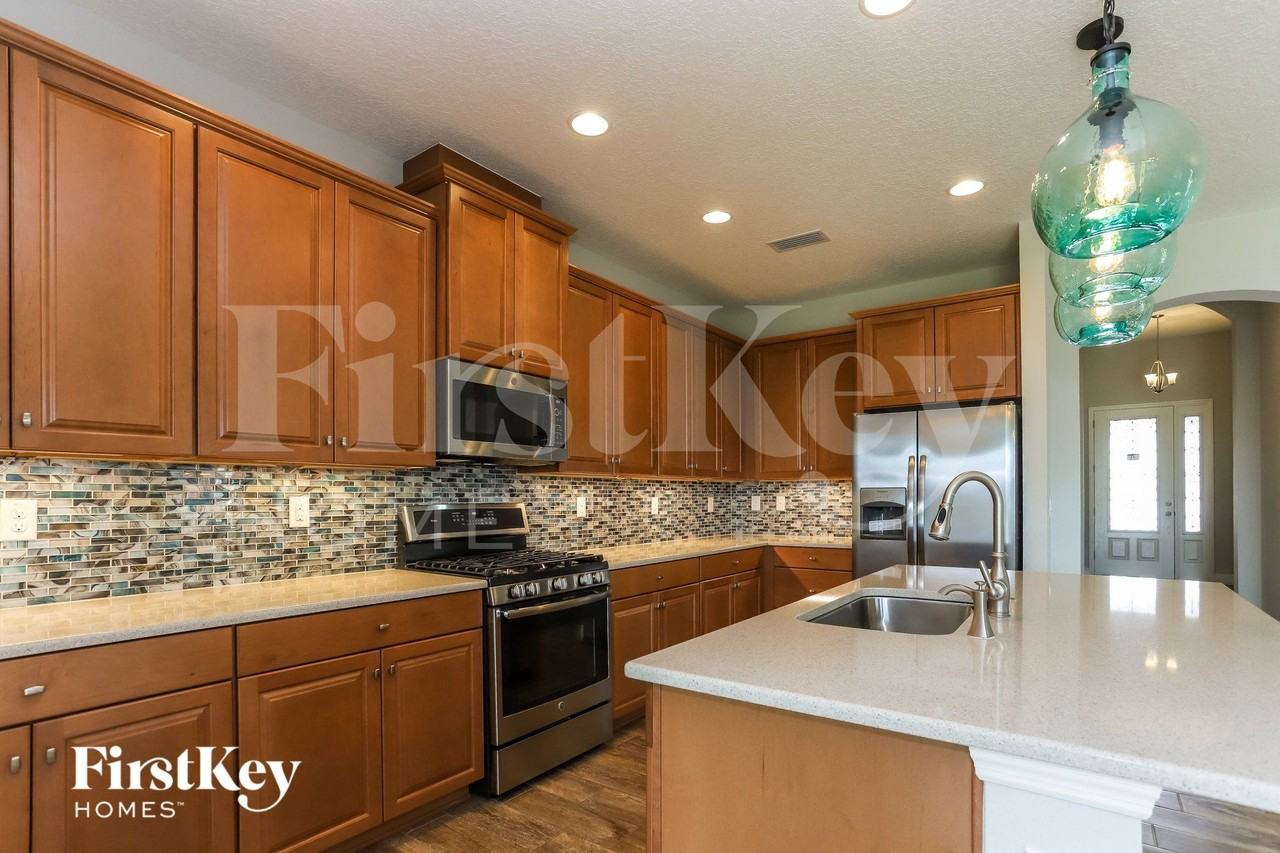 6107 Colmar Pl - Photo 5 of 15