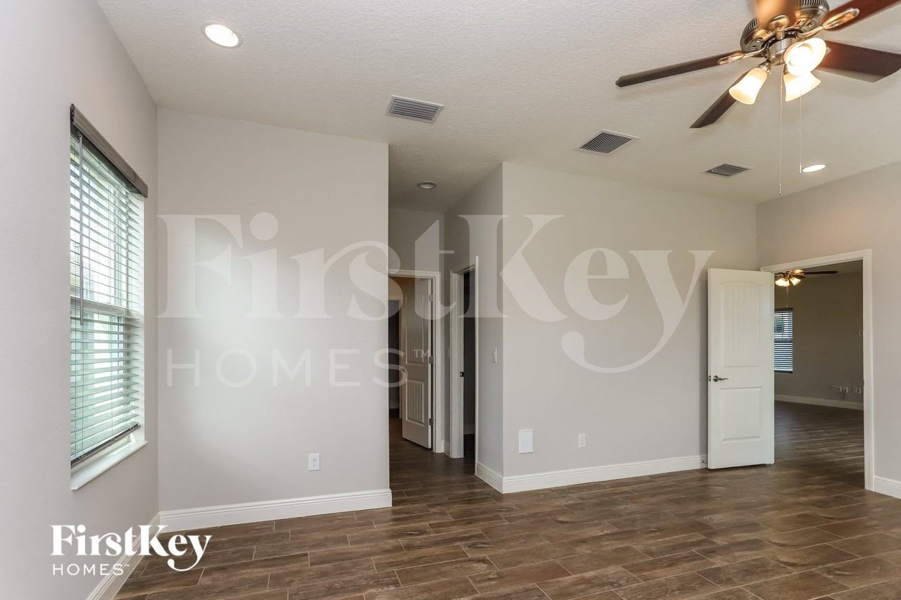 6107 Colmar Pl - Photo 7 of 15