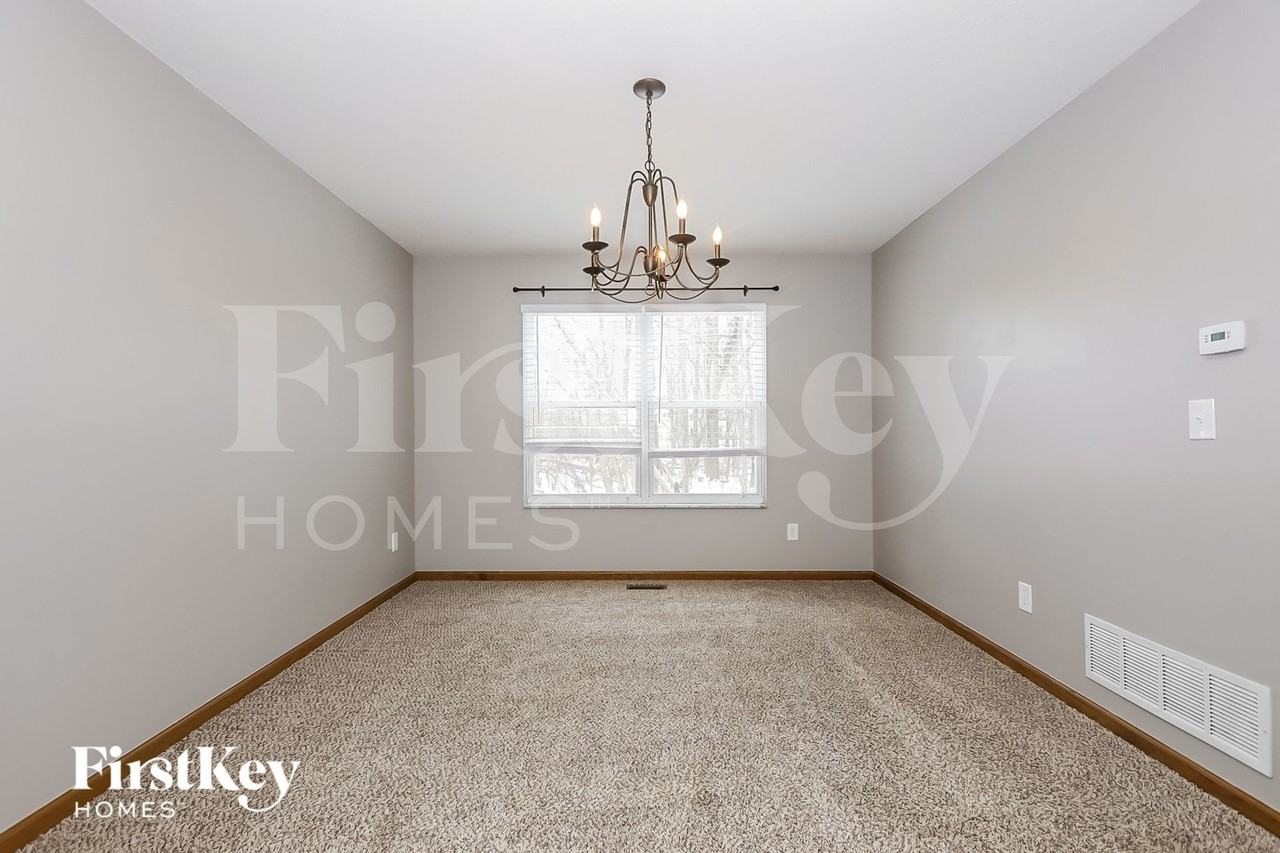 969 Gray Dr - Photo 5 of 15