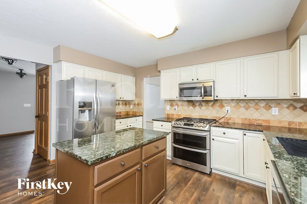 969 Gray Dr - Photo 7 of 15