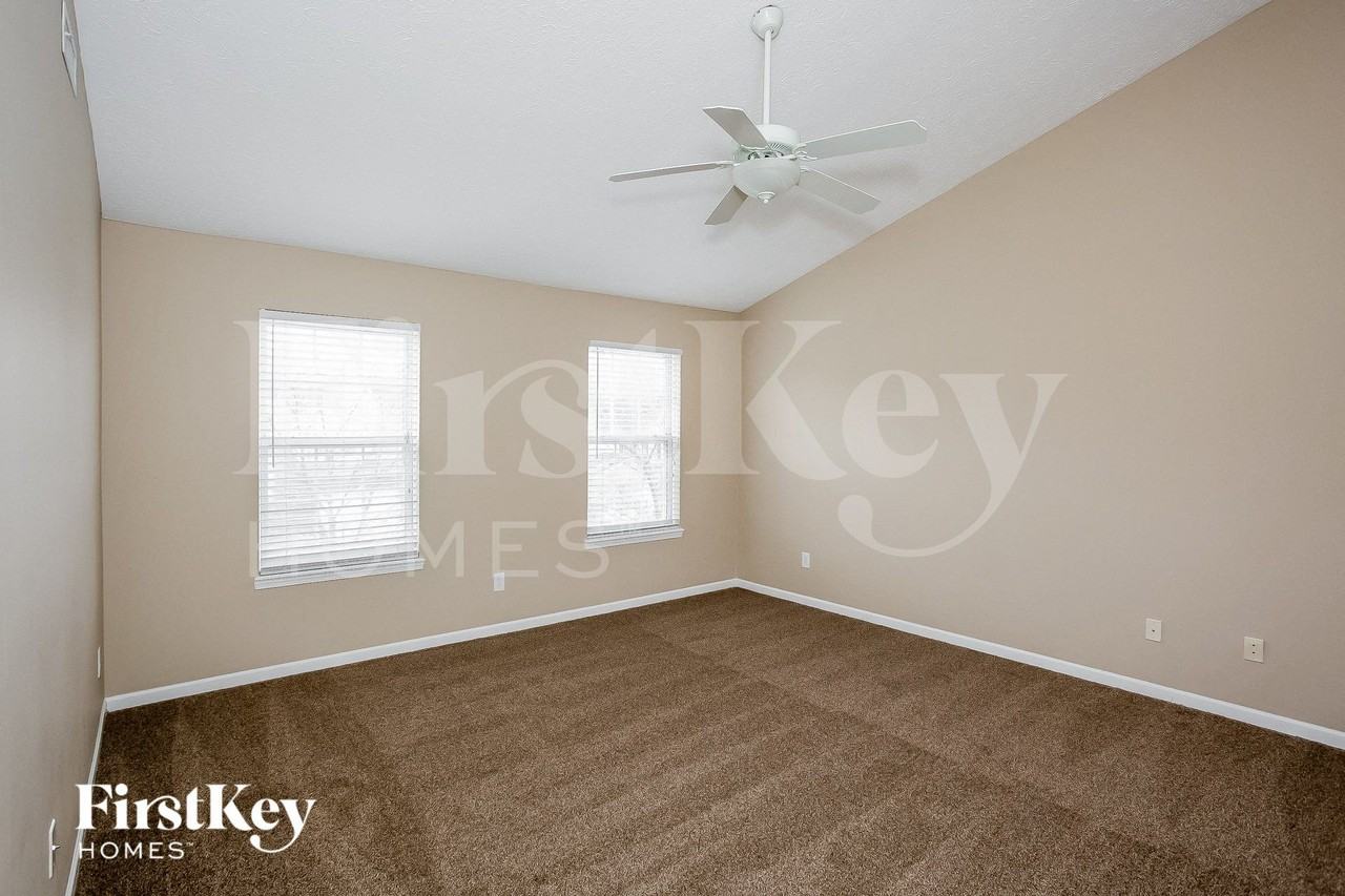 11749 Gatwick View Dr - Photo 7 of 15