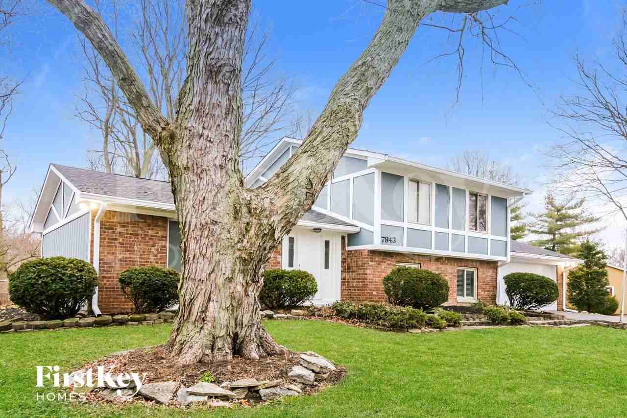 7843 Stafford Ln - Photo 2 of 15