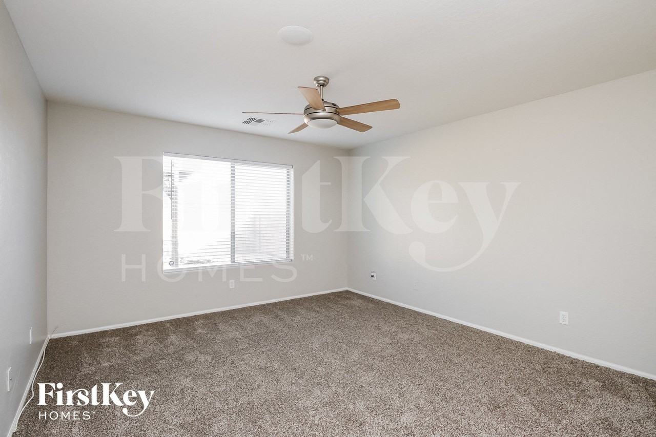 2060 W Goldmine Mountain Dr - Photo 7 of 15