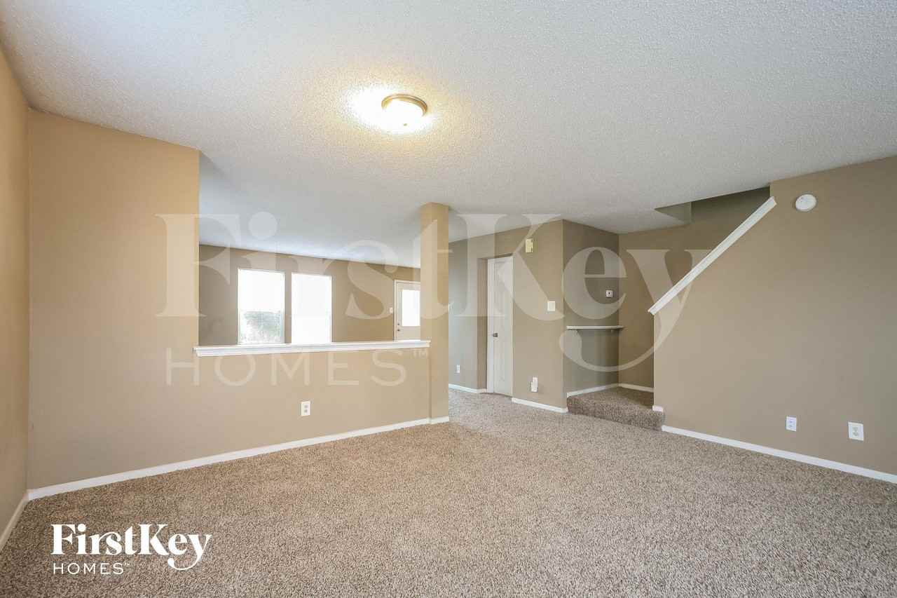 9235 W Rising Sun Dr - Photo 5 of 15