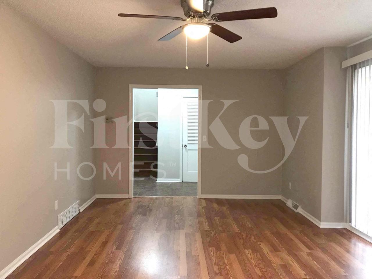 8802 W 95th Ter - Photo 4 of 25