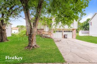 704 Autumn Dr - Photo 1 of 1