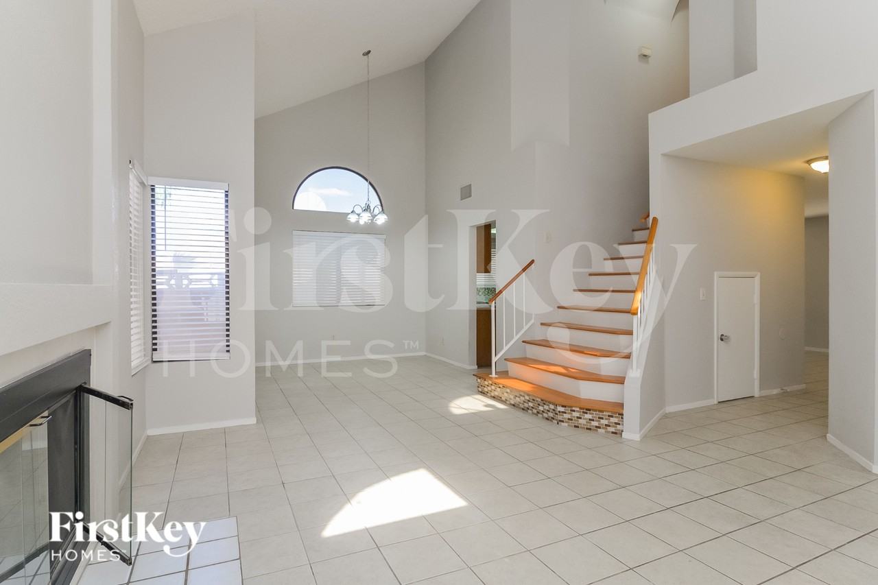7034 Rusty Nail Way - Photo 5 of 17