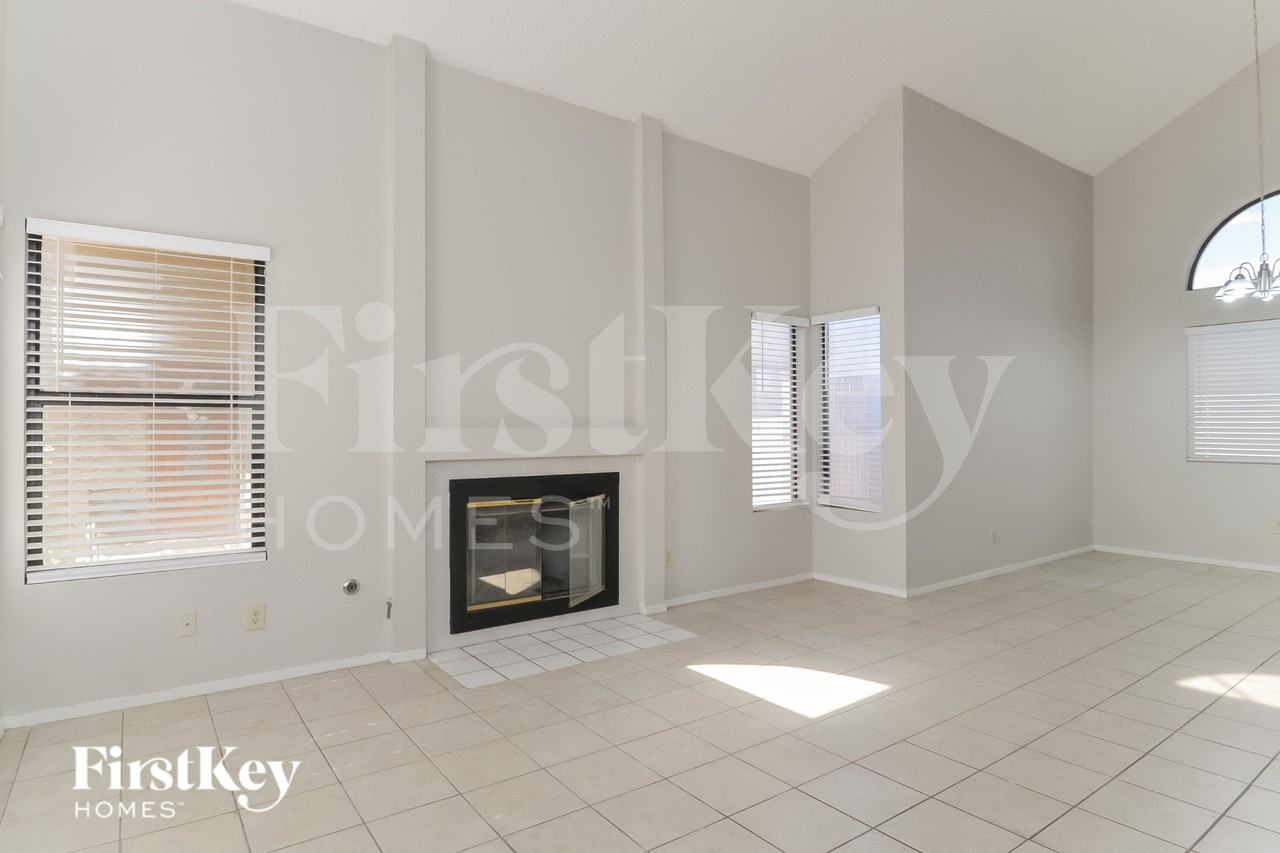 7034 Rusty Nail Way - Photo 6 of 17