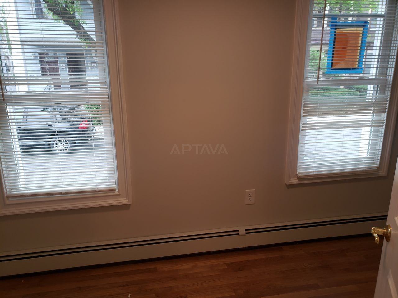 80 Grant St #1 - Photo 7 of 9