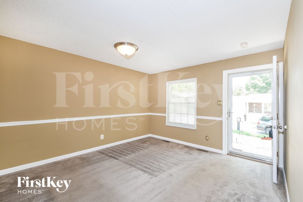 6780 Lesli Mari Ct - Photo 4 of 16