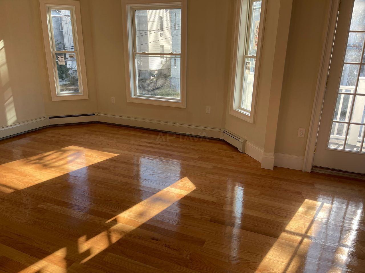 97 Hudson St #2 - Photo 5 of 10