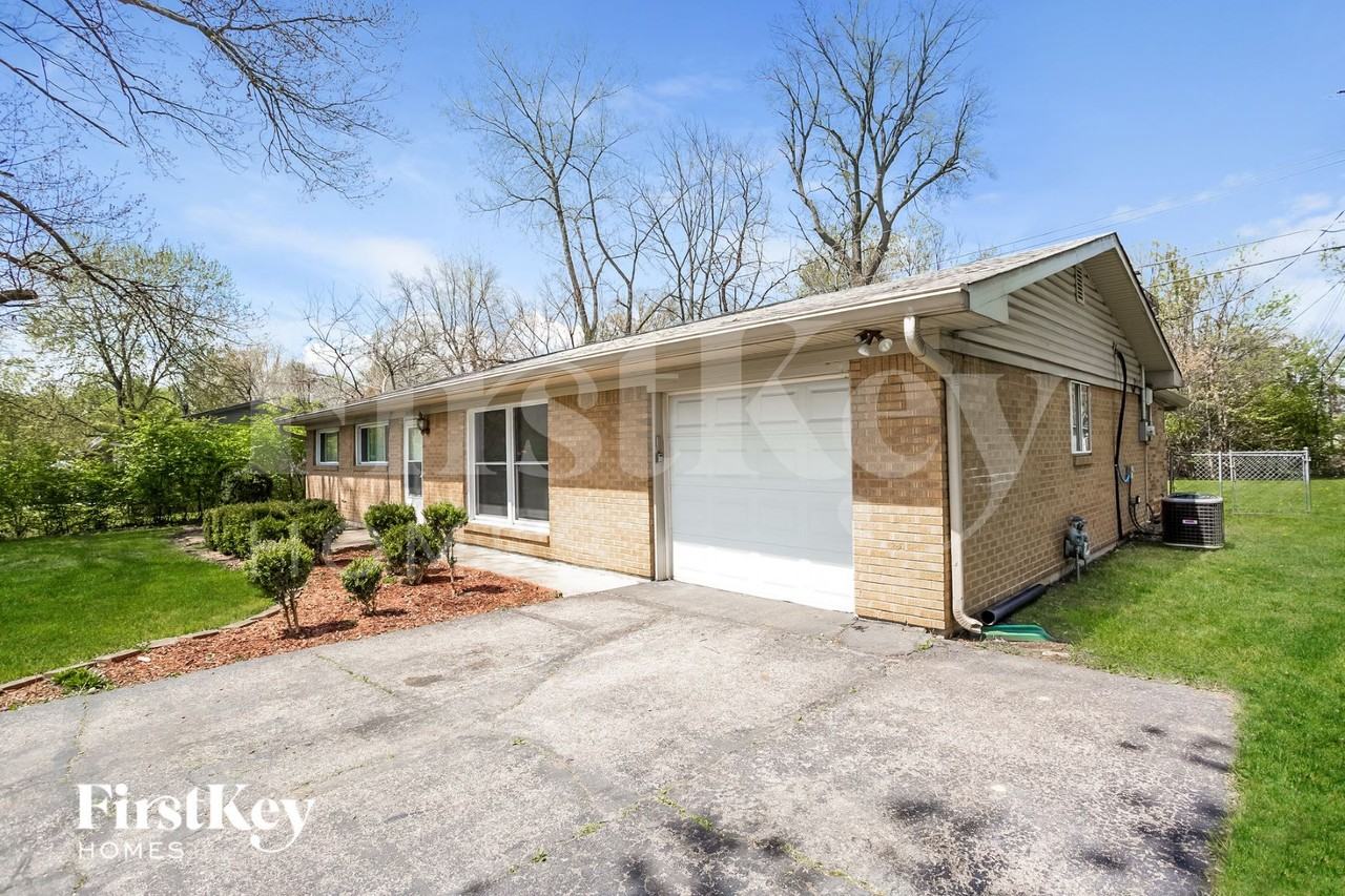 6620 W 16th St - Photo 2 of 15