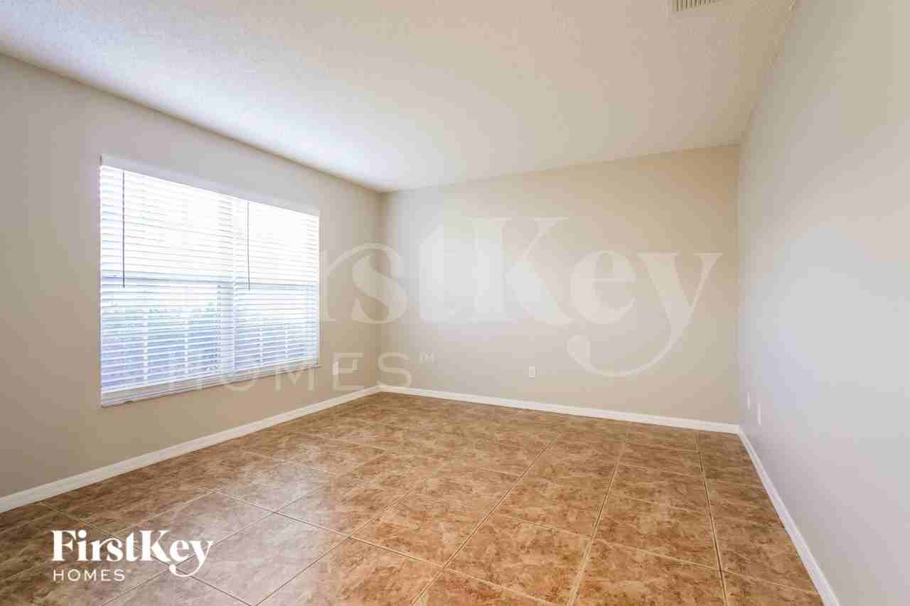 649 Rosaro Ct - Photo 7 of 15