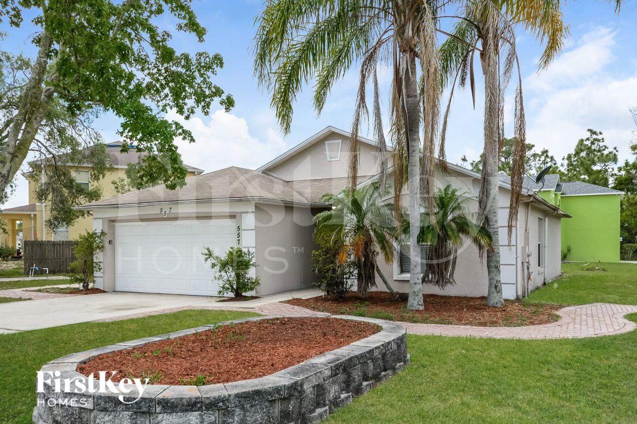 557 Peace Dr - Photo 2 of 16