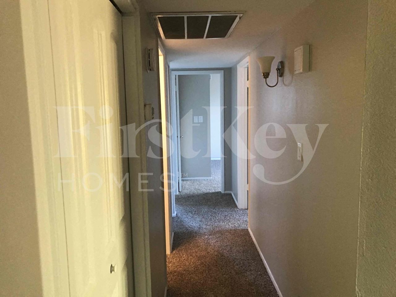 4809 W Laurel Ln - Photo 6 of 18